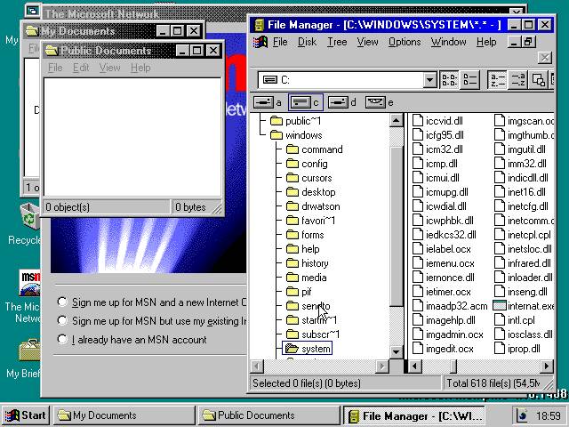 Wciąż obecny eksplorator plików z Windows 3.x. Możliwość zmiany wyglądu okien.