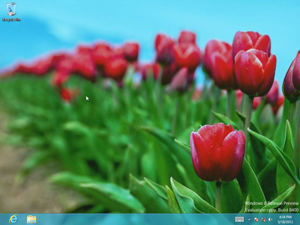 [Obrazek: Windows8-6.2.8400-Desktop.jpg]