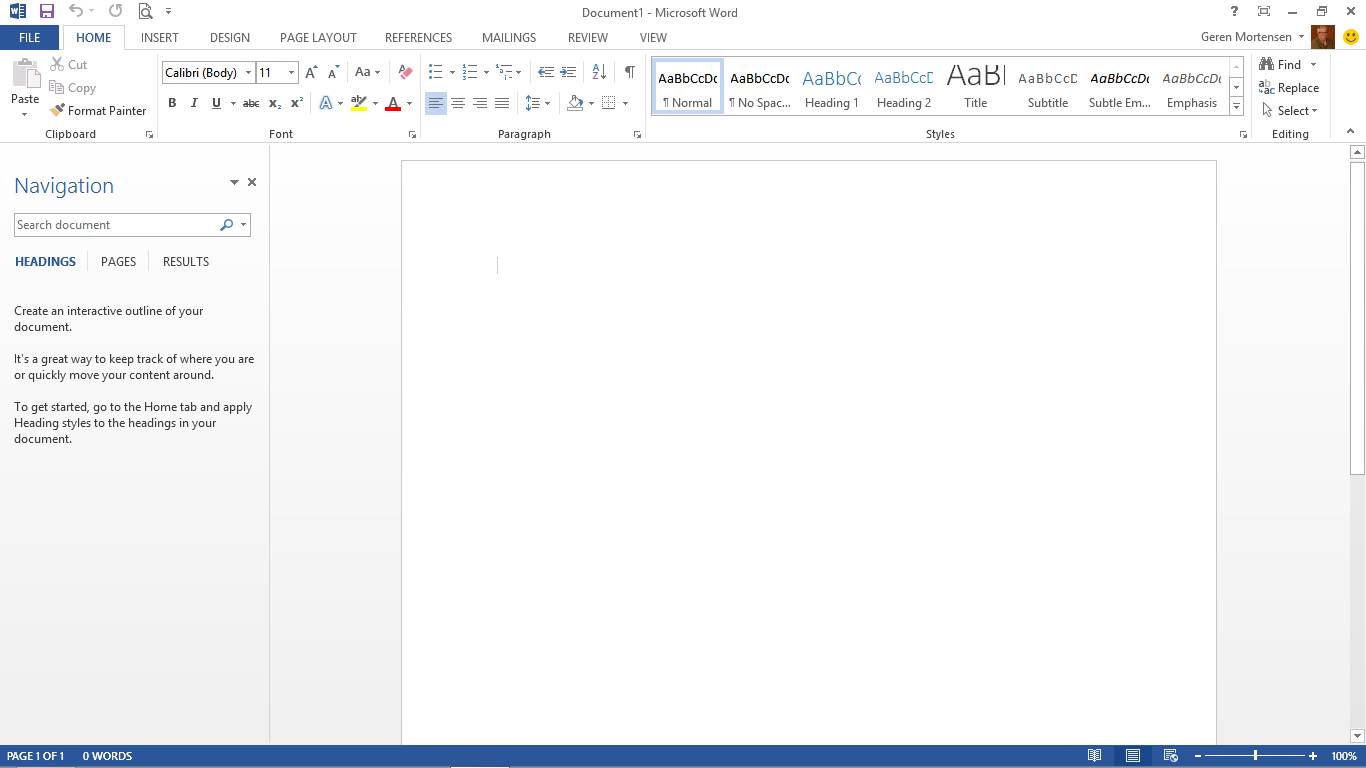Okno programu Microsoft Word pakietu Office 2013.