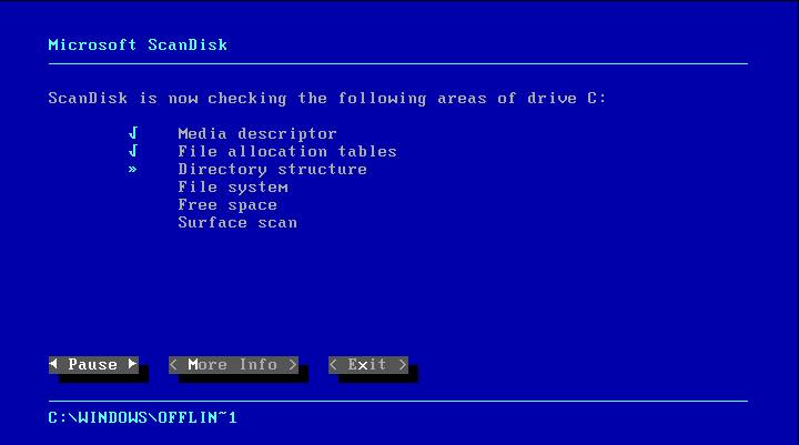 DOS-owy składnik systemu sprawdzający kondycję dysku twardego.